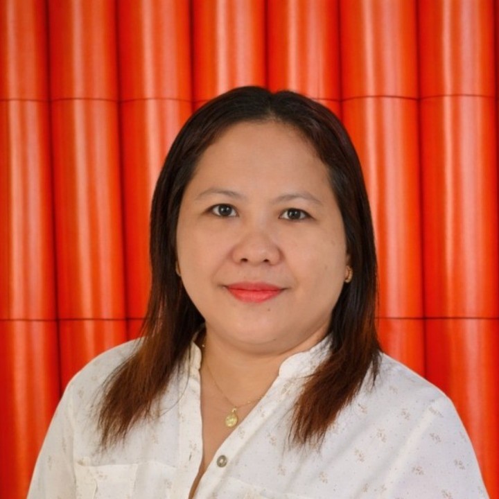 Mary Empeynado, Sales Development Representative at Get Custom Bathrobes